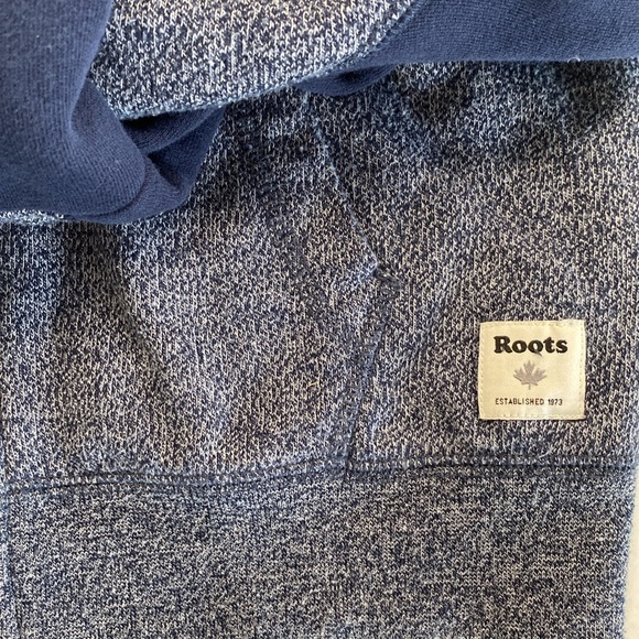 Navy blue roots zip up - Picture 2 of 3